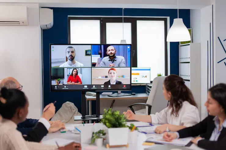Wireless Presentation Systems Cutting the Cord in the Conference Room